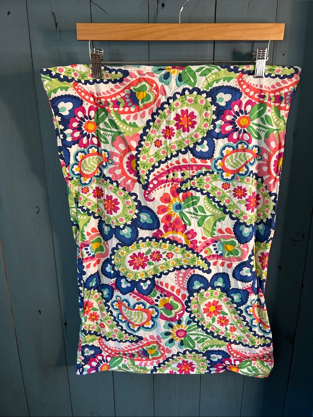Pottery Barn Teen Paisley Standard Pillowcase in Navy, Pink, Green, White | 4/14